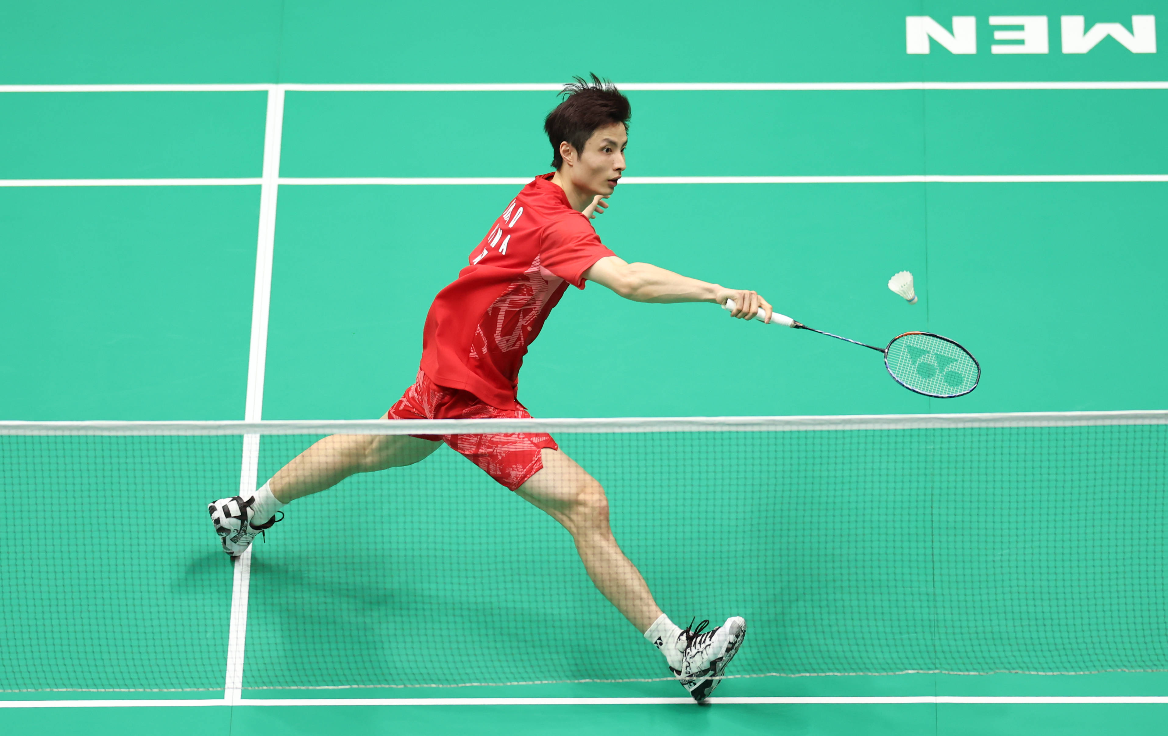 杯碰撞中 杯碰撞中